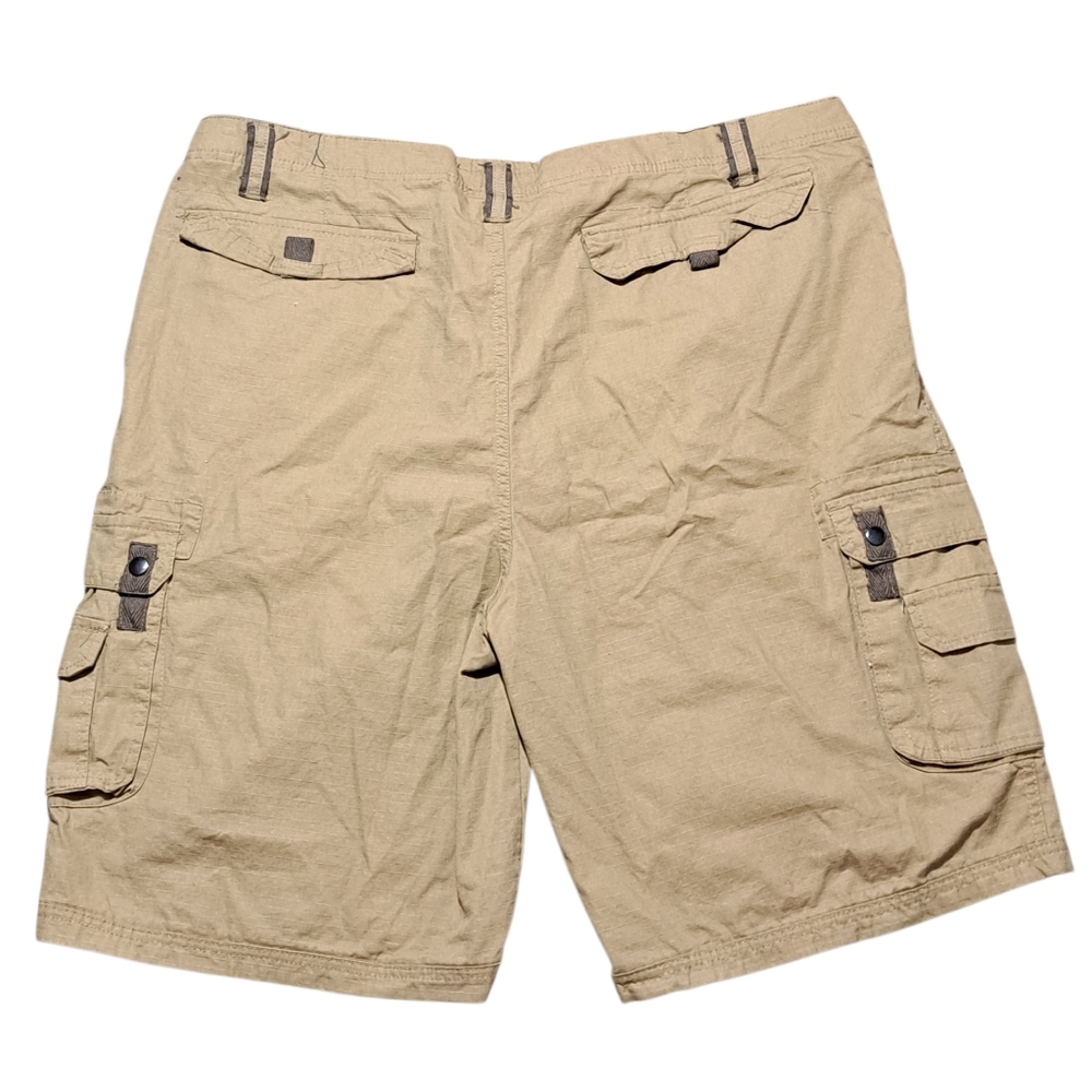 Rugged Wear Offers✅️✅️Gently Loved Men's Tan Cargo Shorts Sz 42 - Picture 6 of 7